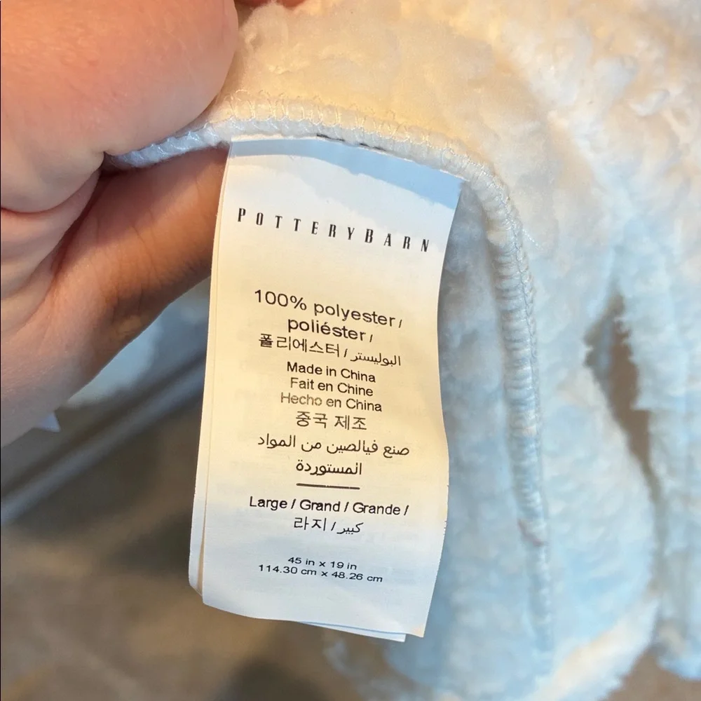 Pottery Barn White Fleece Robe - Picture 3 of 4